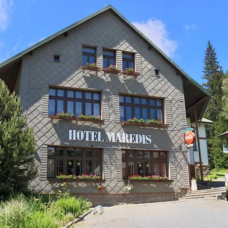 Hotel Maredis Kořenov Kültér fotó