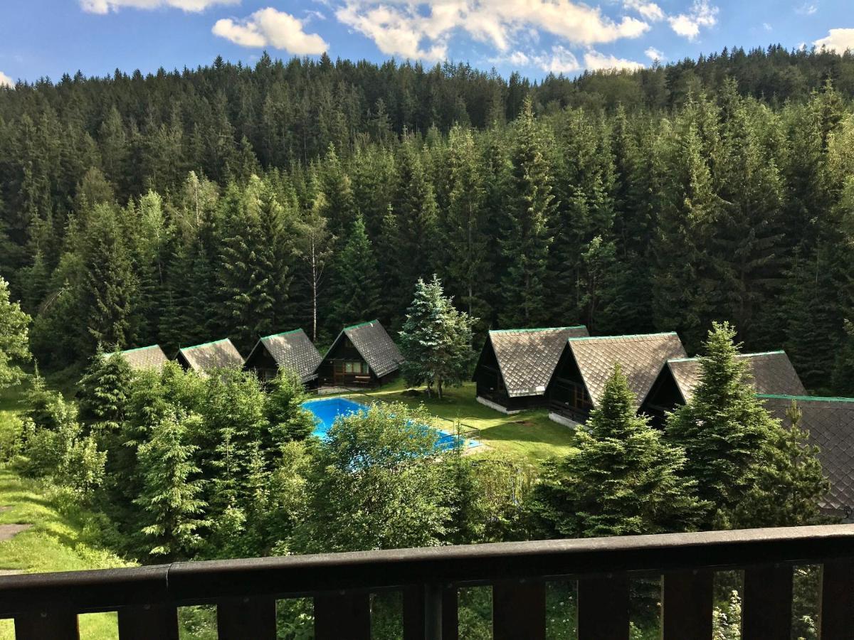 Hotel Maredis Kořenov Kültér fotó