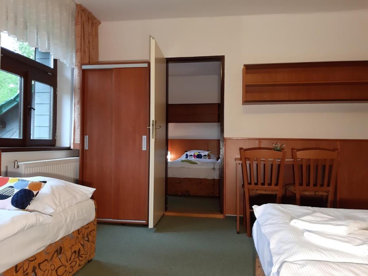 Hotel Maredis Kořenov Szoba fotó