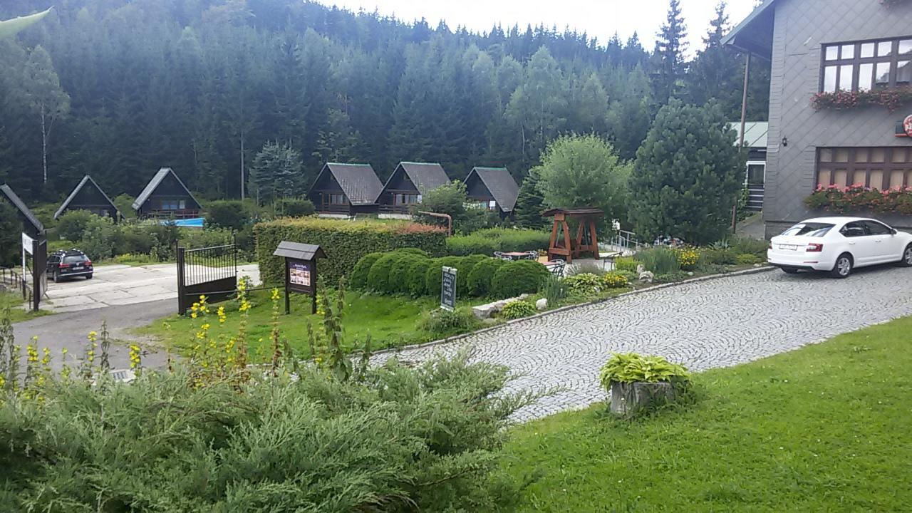 Hotel Maredis Kořenov Kültér fotó