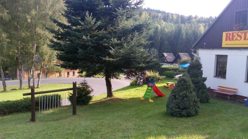 Hotel Maredis Kořenov Kültér fotó