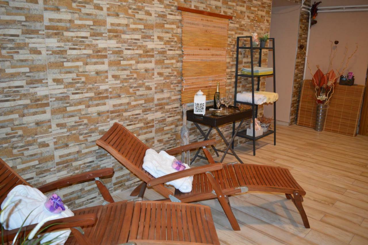 Hotel Maredis Kořenov Kültér fotó
